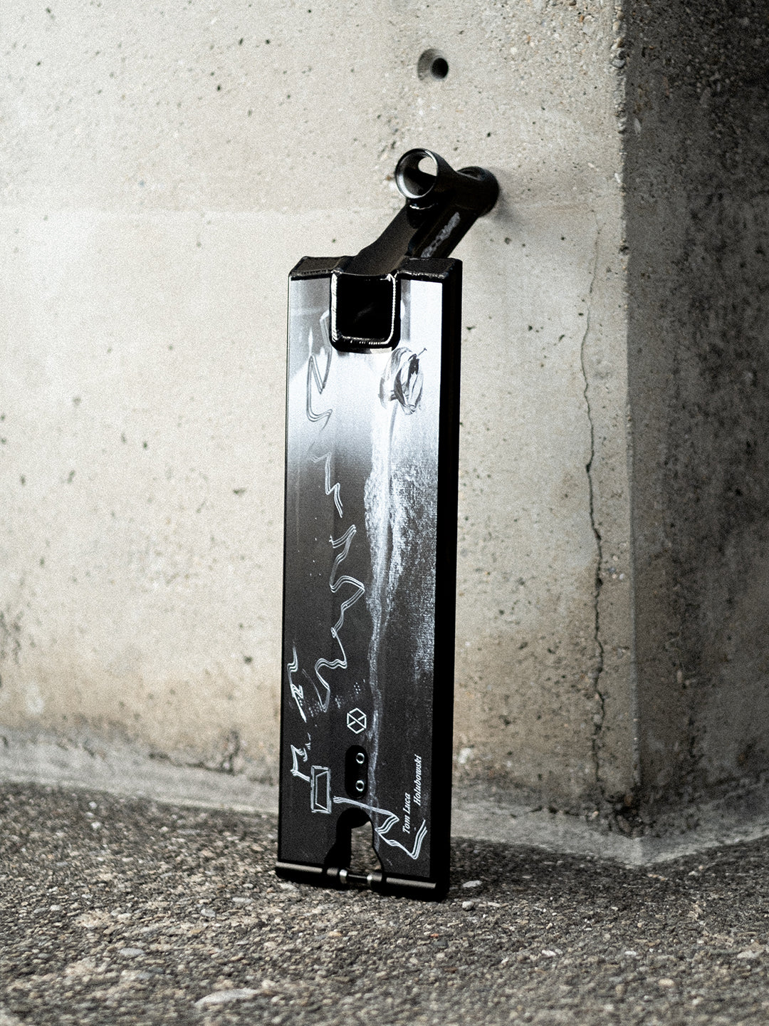 Ventura Deck Tom Luca Signature