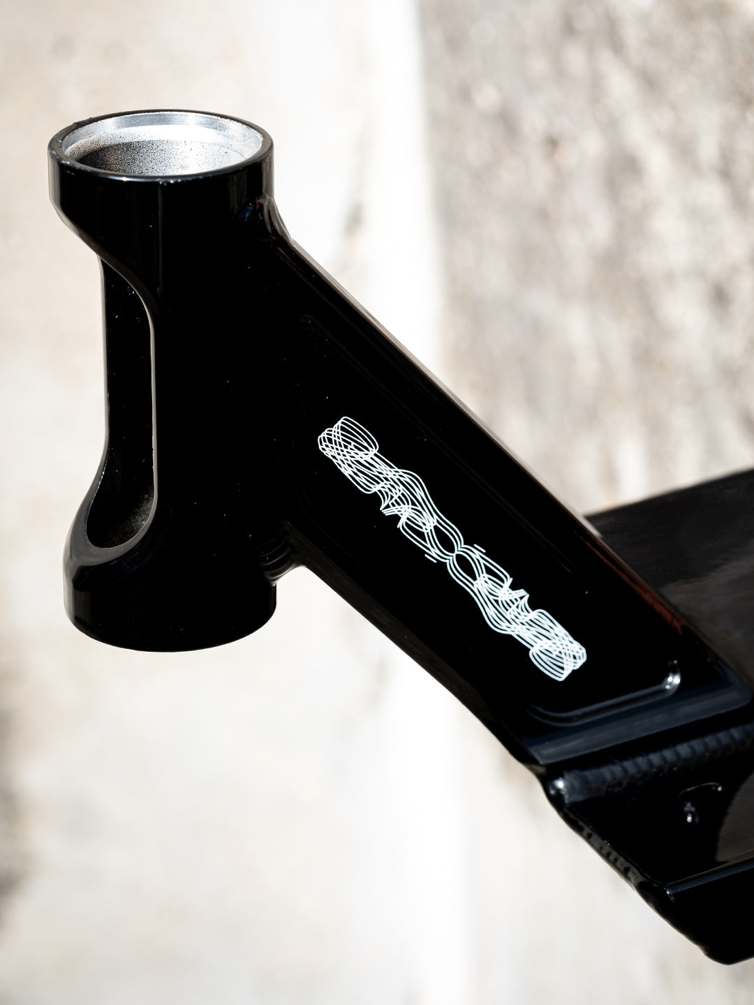 Ventura Deck Tom Luca Signature