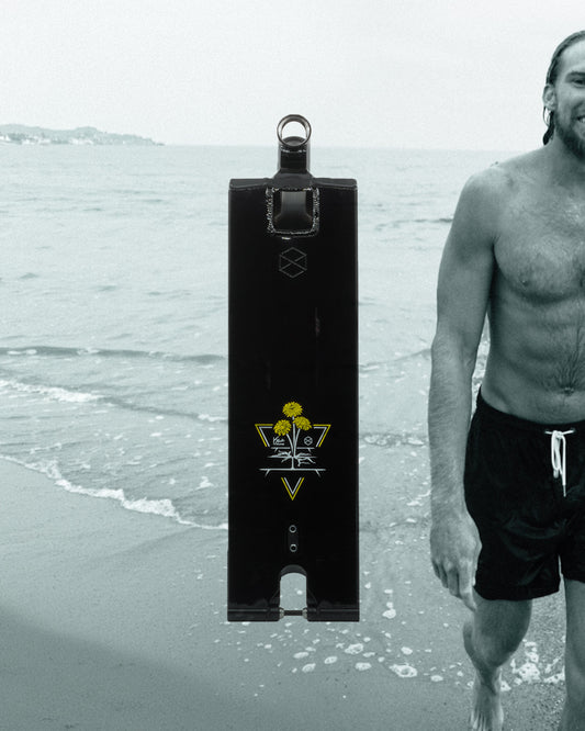 Ventura Deck Kevin Austin Signature